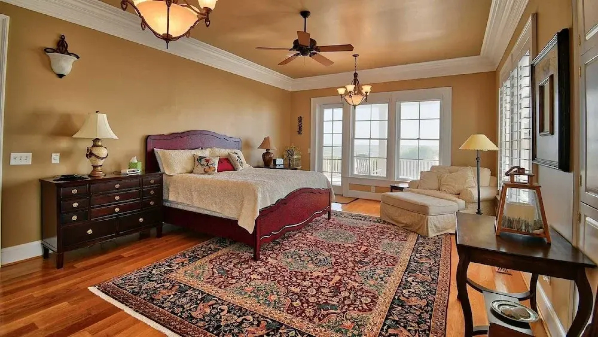 105 Endless View 8 Br Home by RedAwning