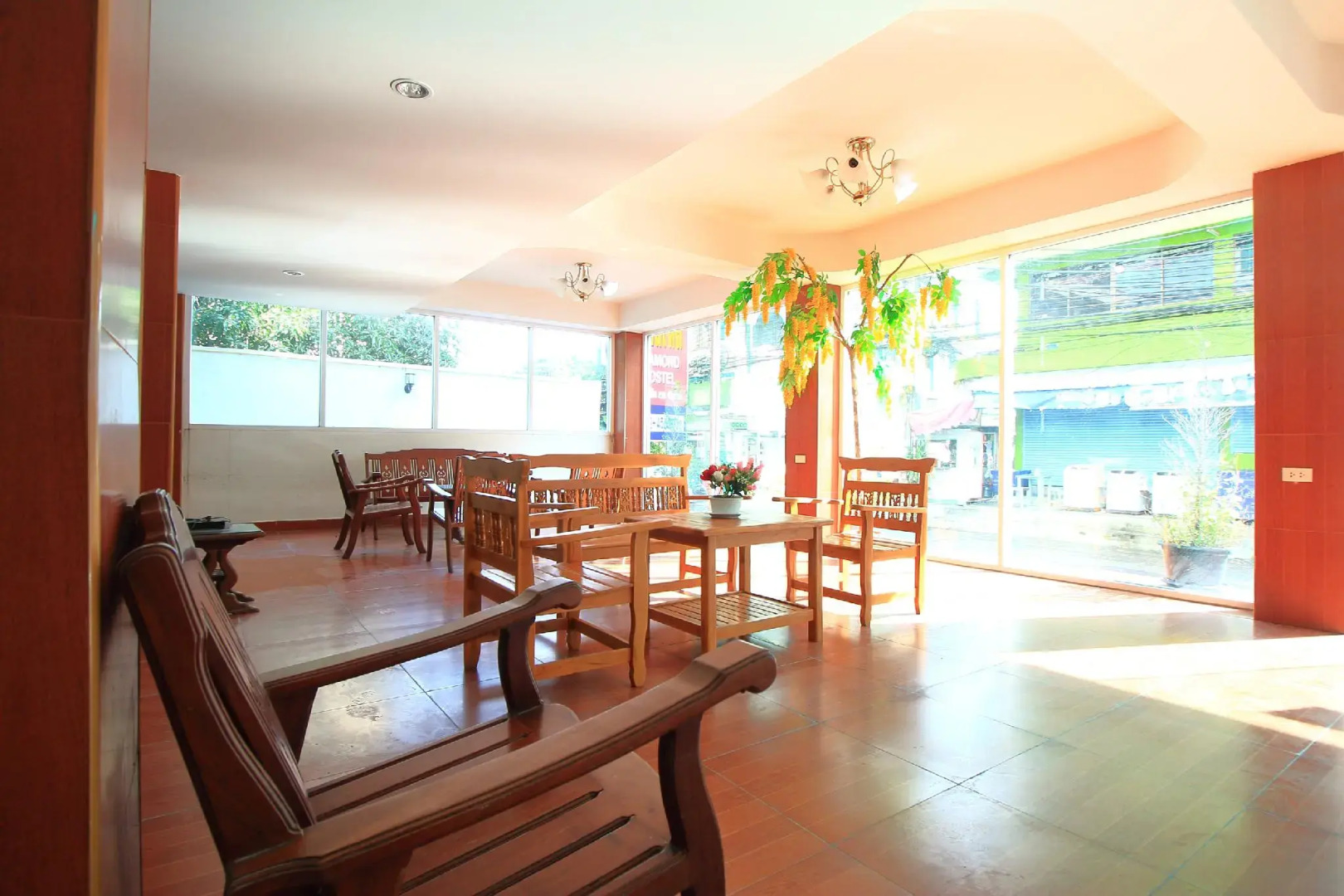 OYO 410 Diamond Boutique Hostel