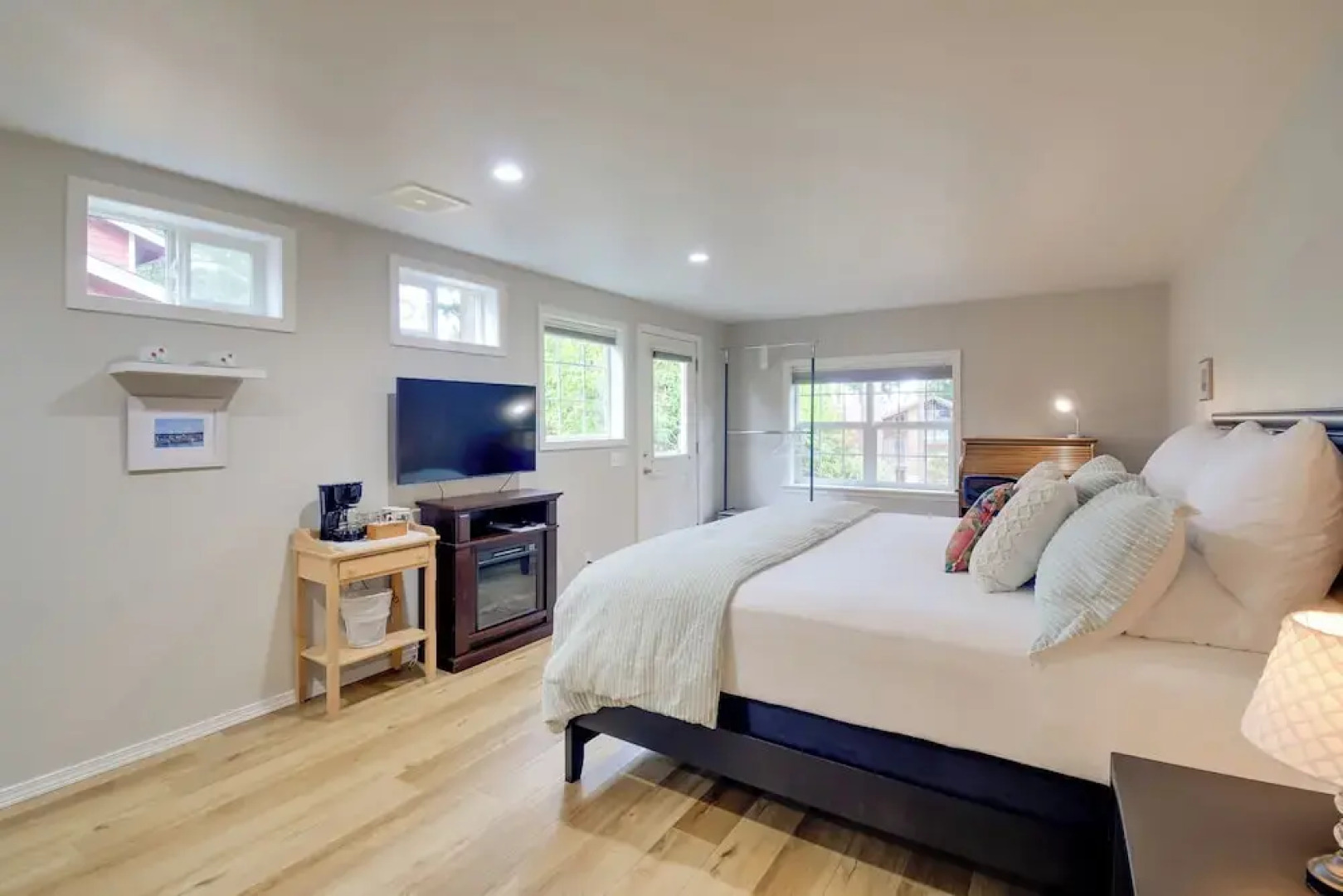 Port Angeles Abode w/ Yard & Guest House!