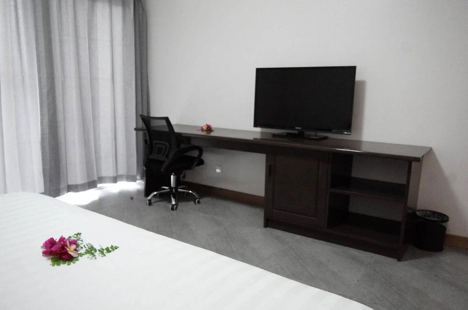 Luganvilla Business Hotel and Restaurant