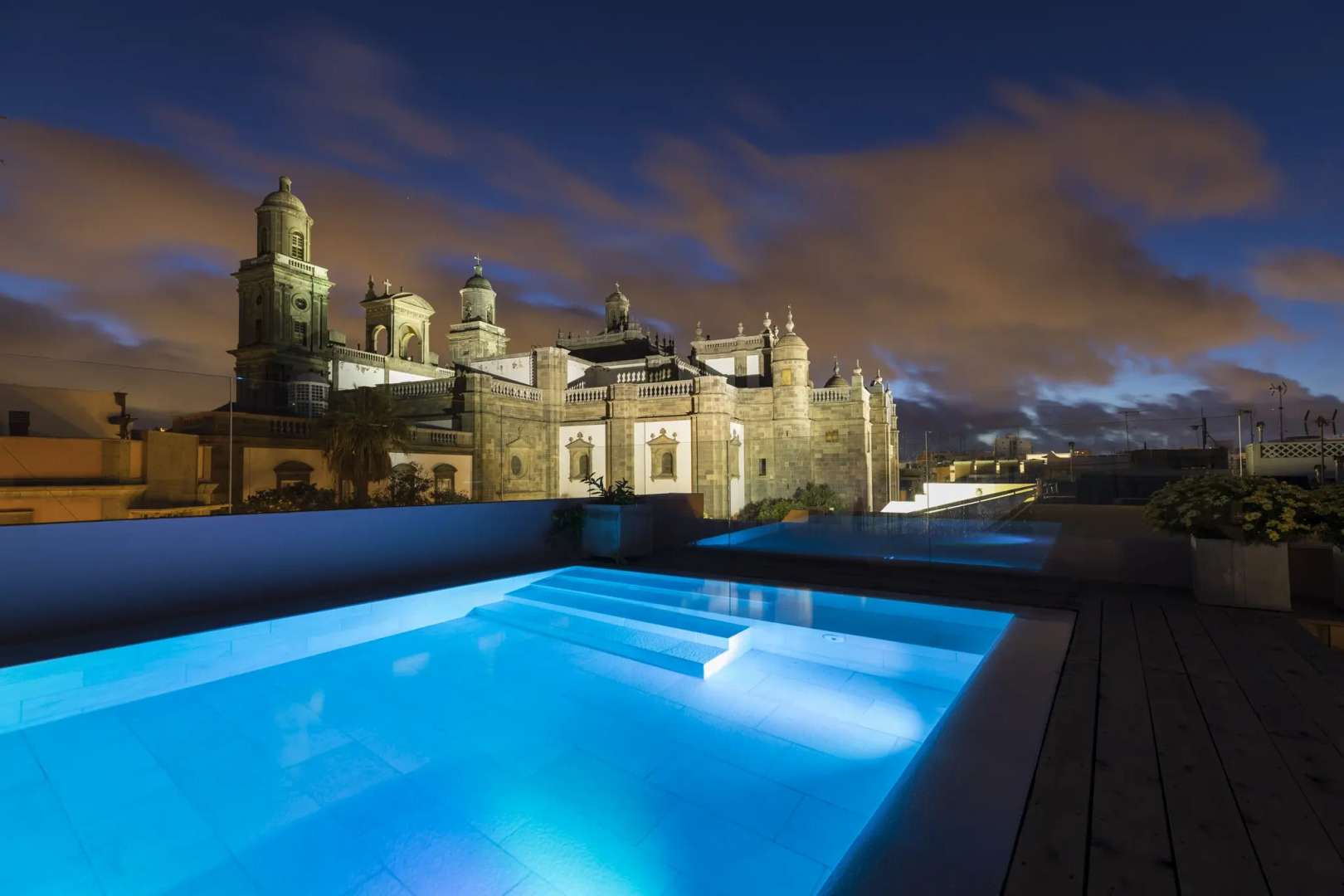 VEINTIUNO Emblematic Hotels - Adults Only