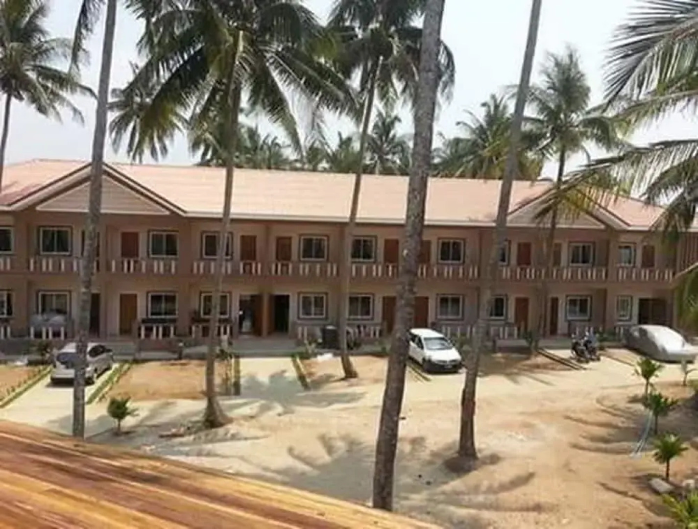 Grand Ngwe Saung Resort