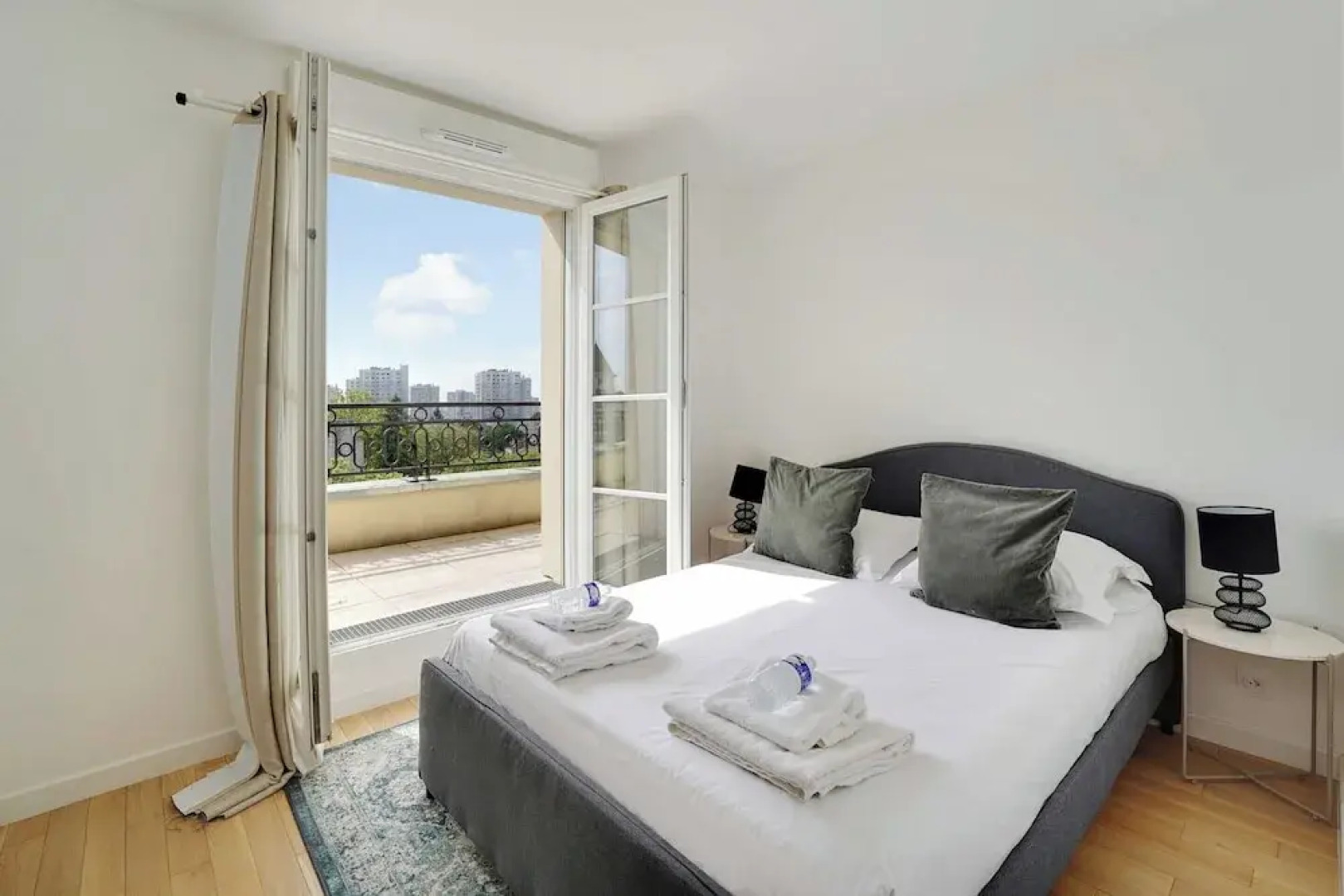 Superb 3BR With Terraces - Puteaux La Defense