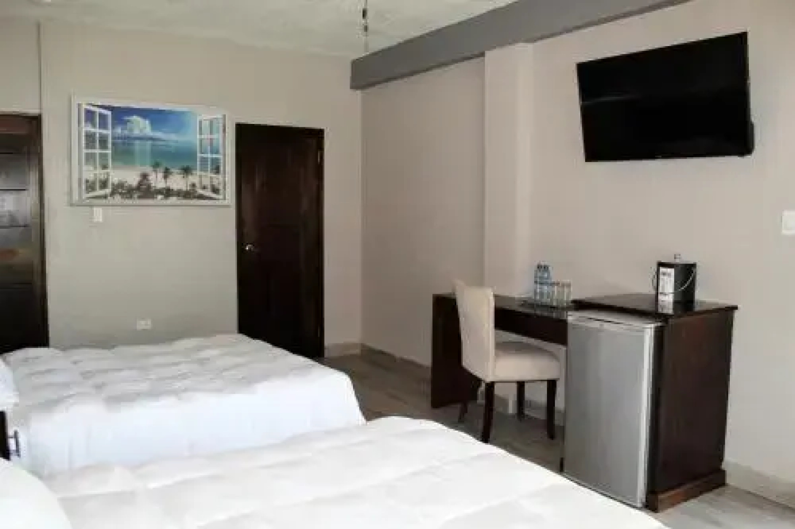 Barefoot Caribe Hotel