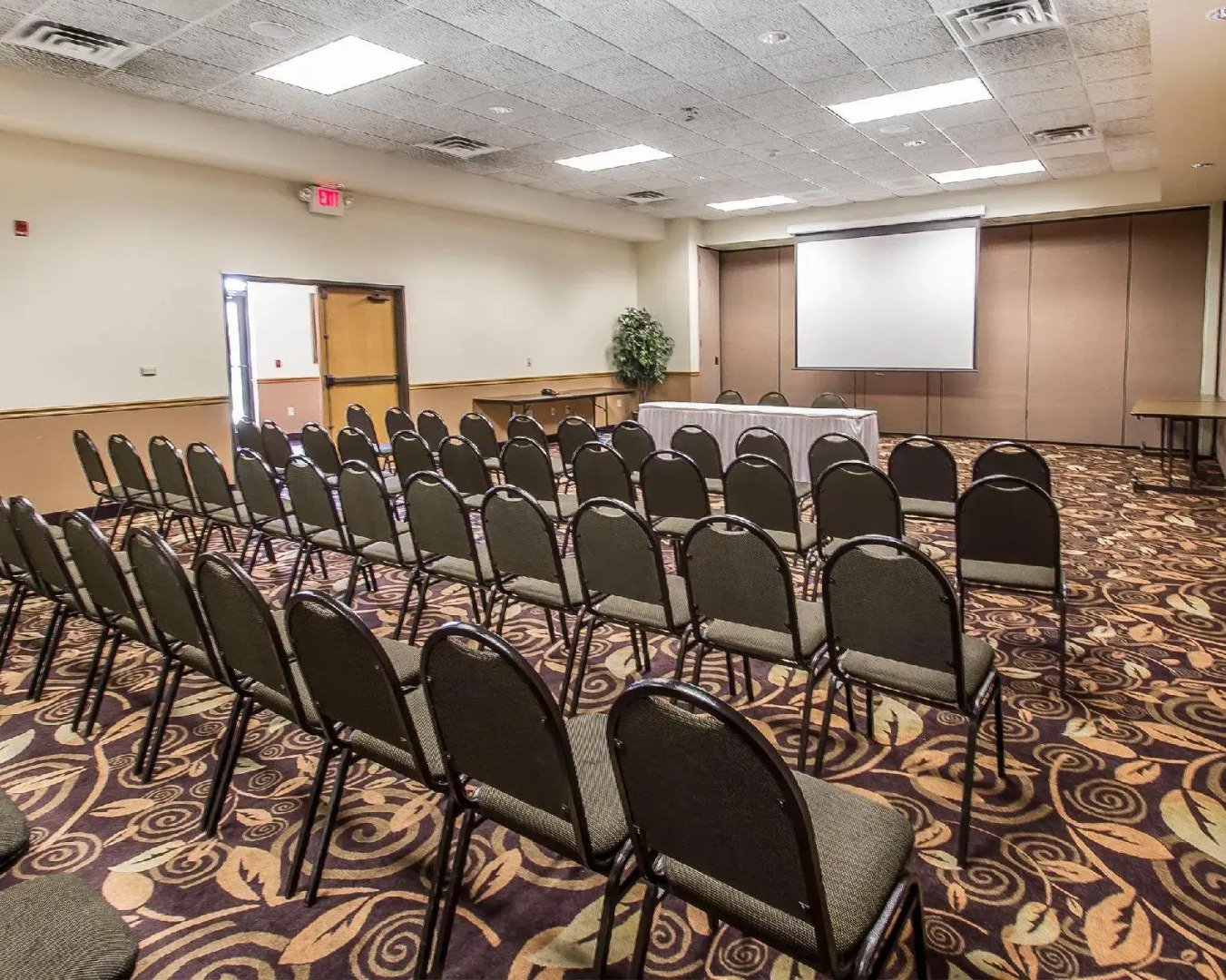 Econo Lodge Inn & Suites Menomonie