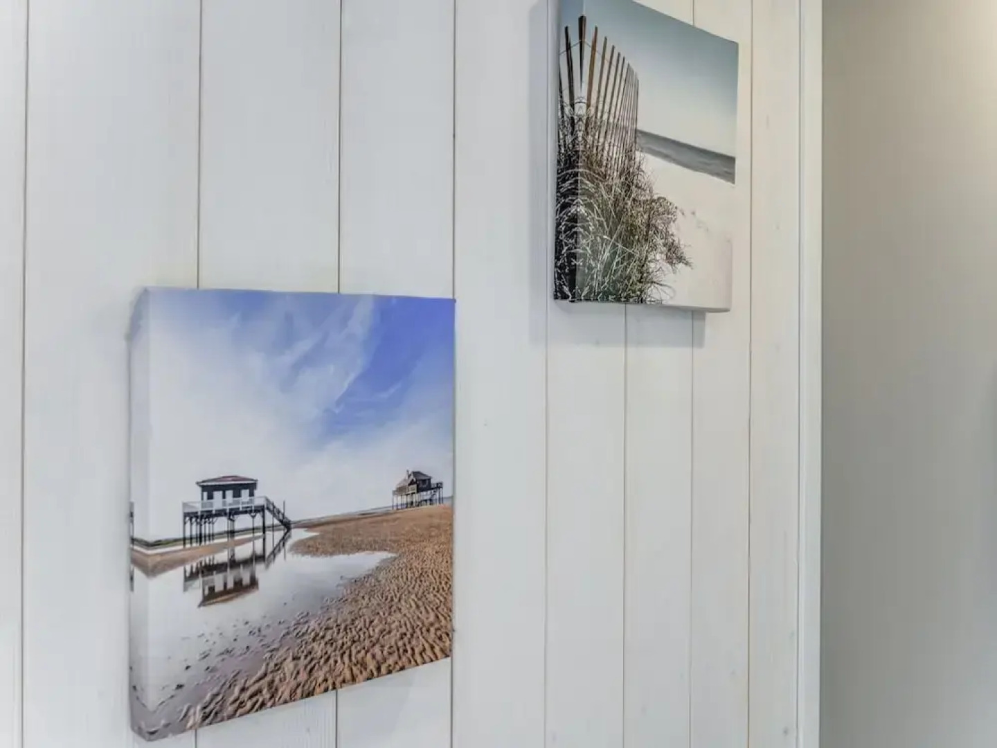 Serene Chalet in Hourtin Near Lake