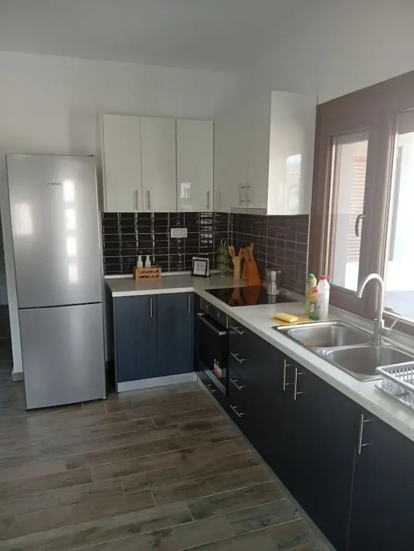 Nea Vrasna Sun House