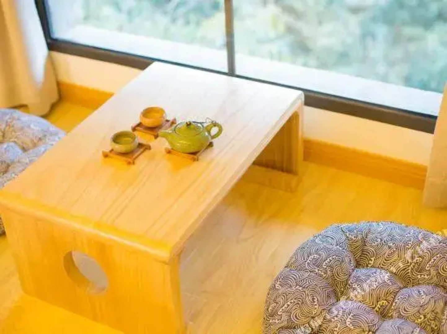 Emei Gongtonghua Inn