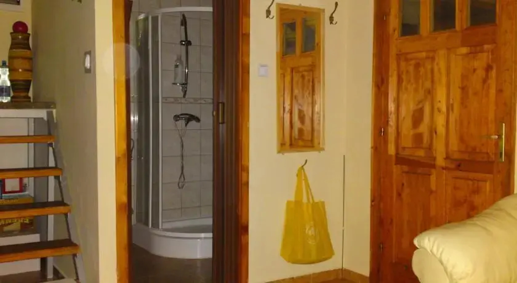 Strand közeli faház Balatonmáriafürdő