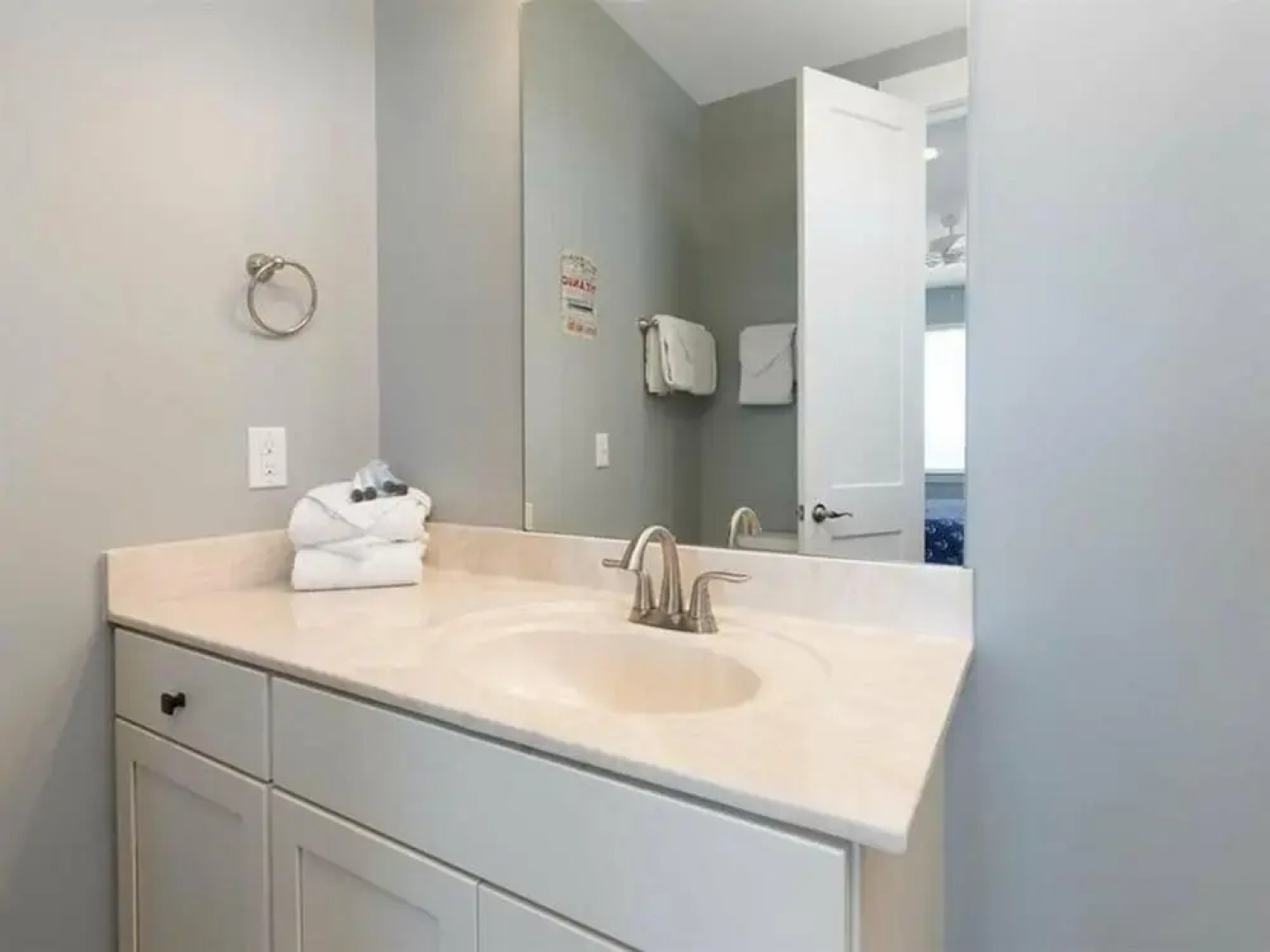 Shipwrecked by Meyer Vacation Rentals