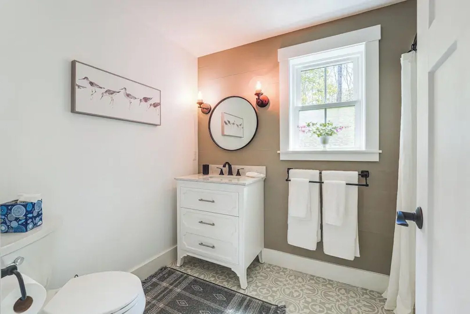 Oceanfront Studio w/ Private Dock in Harpswell!