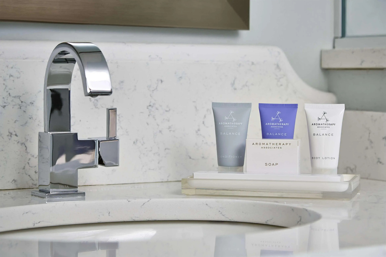 Redmont Hotel Birmingham, Curio Collection by Hilton