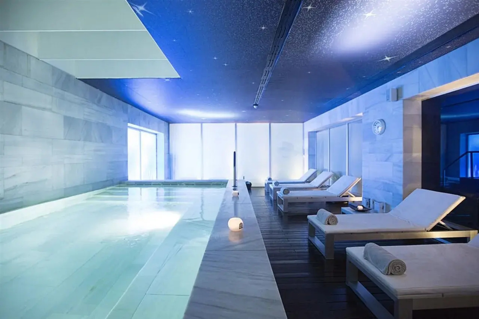 Hospes Palacio de los Patos, a Member of Design Hotels