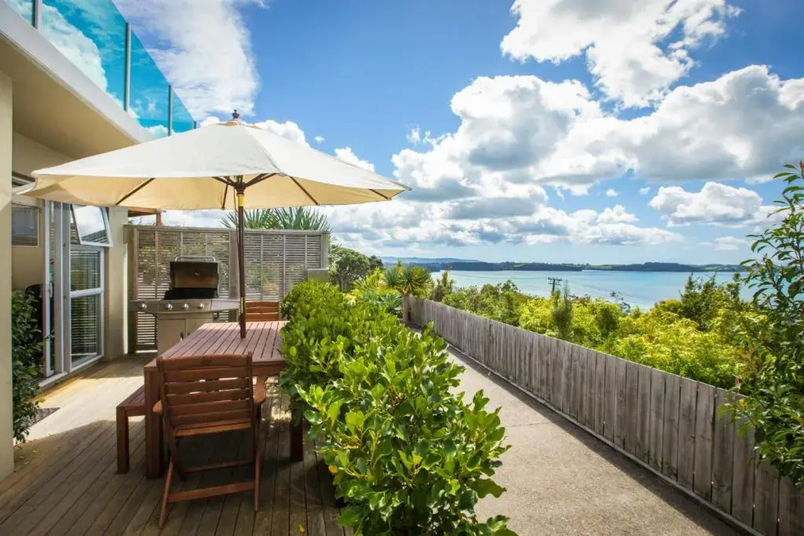 Tahi Lodge - Matakana Coast