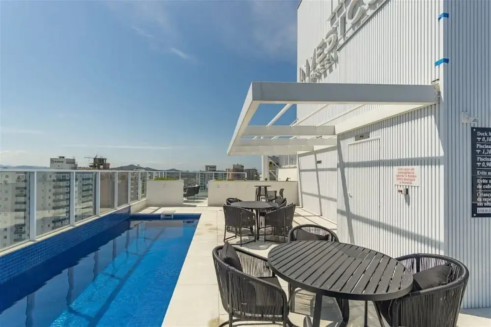 3BR Apt w/ Pool & gym 180m - Ltt803