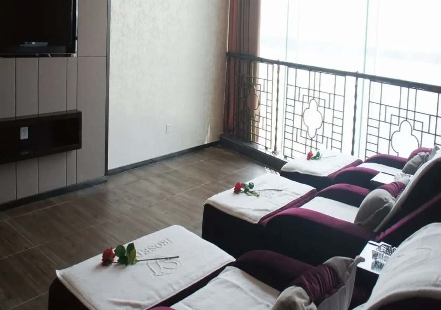 Rosedale Chunshenhu Resort Hotel Suzhou