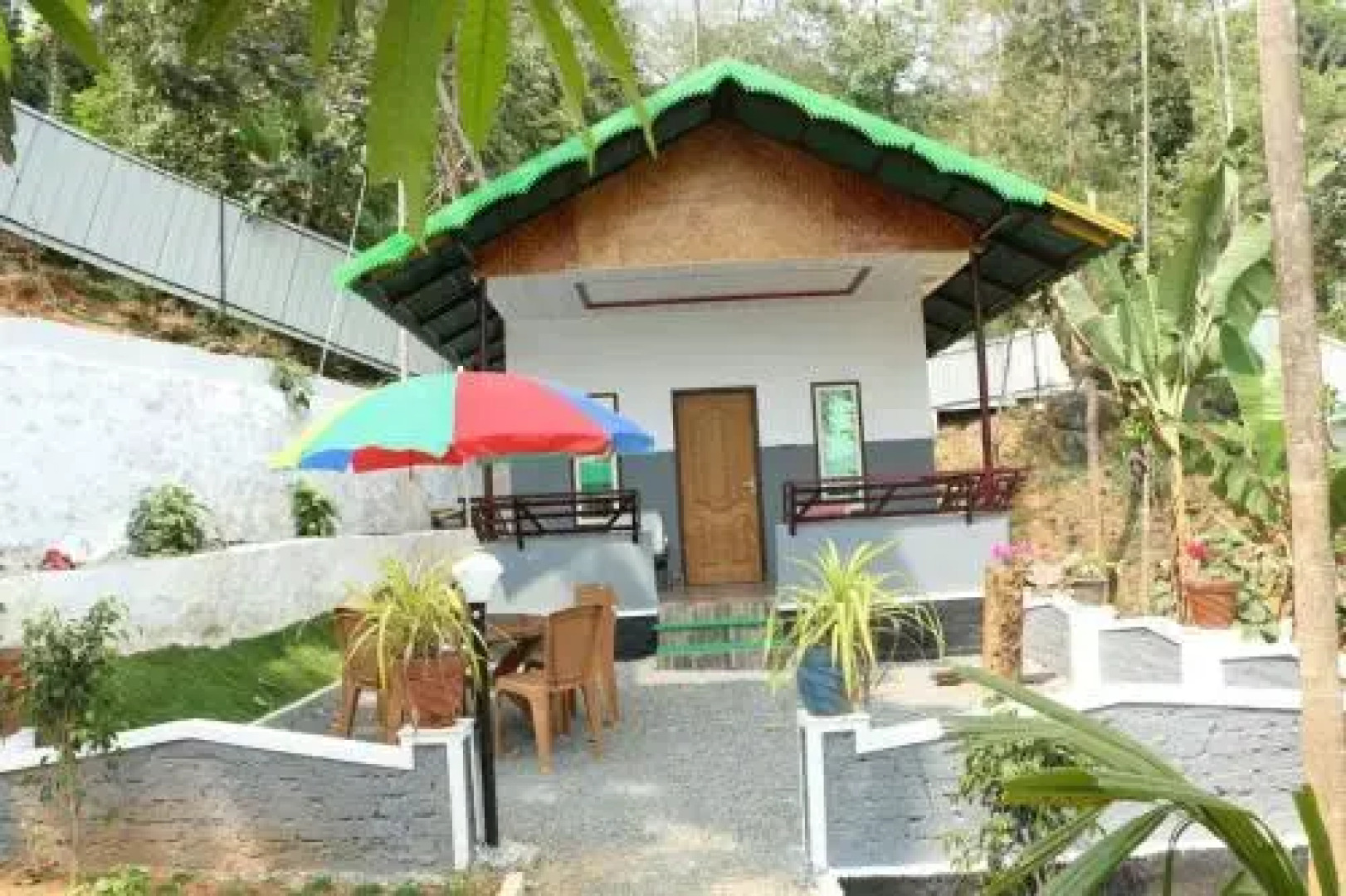 kakkadampoyilresorts