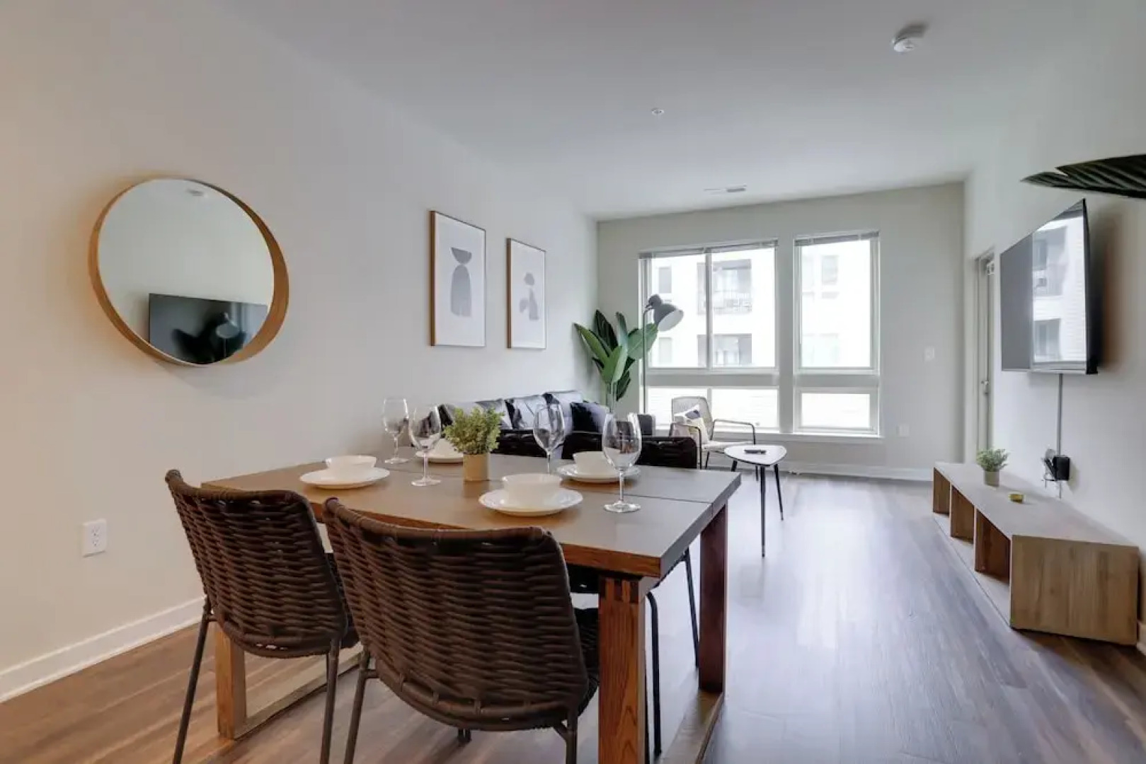 Incredible Apartment Near The Metro