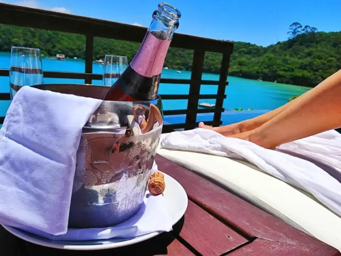 Caixa D'aço Exclusive Hotel