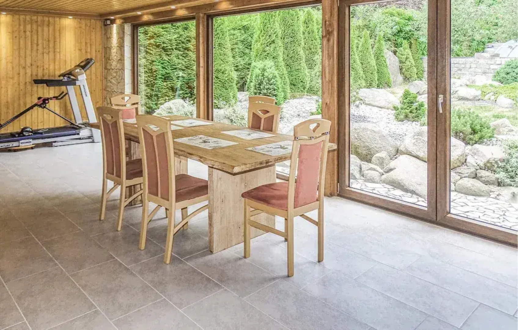 Amazing Apartment in Lauenburg With 2 Bedrooms, Sauna and Wifi