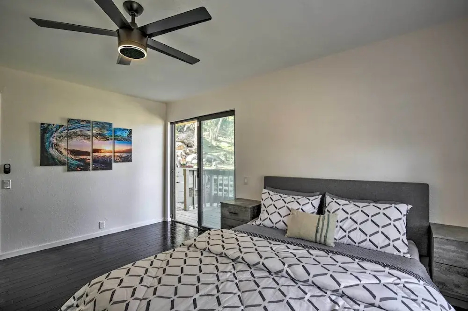 Spacious El Cajon Villa - 14 Mi to Downtown!