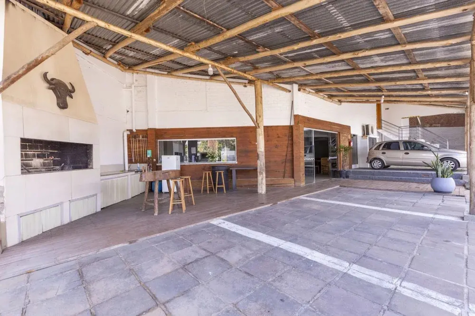 Hotel Comoditá Ltda