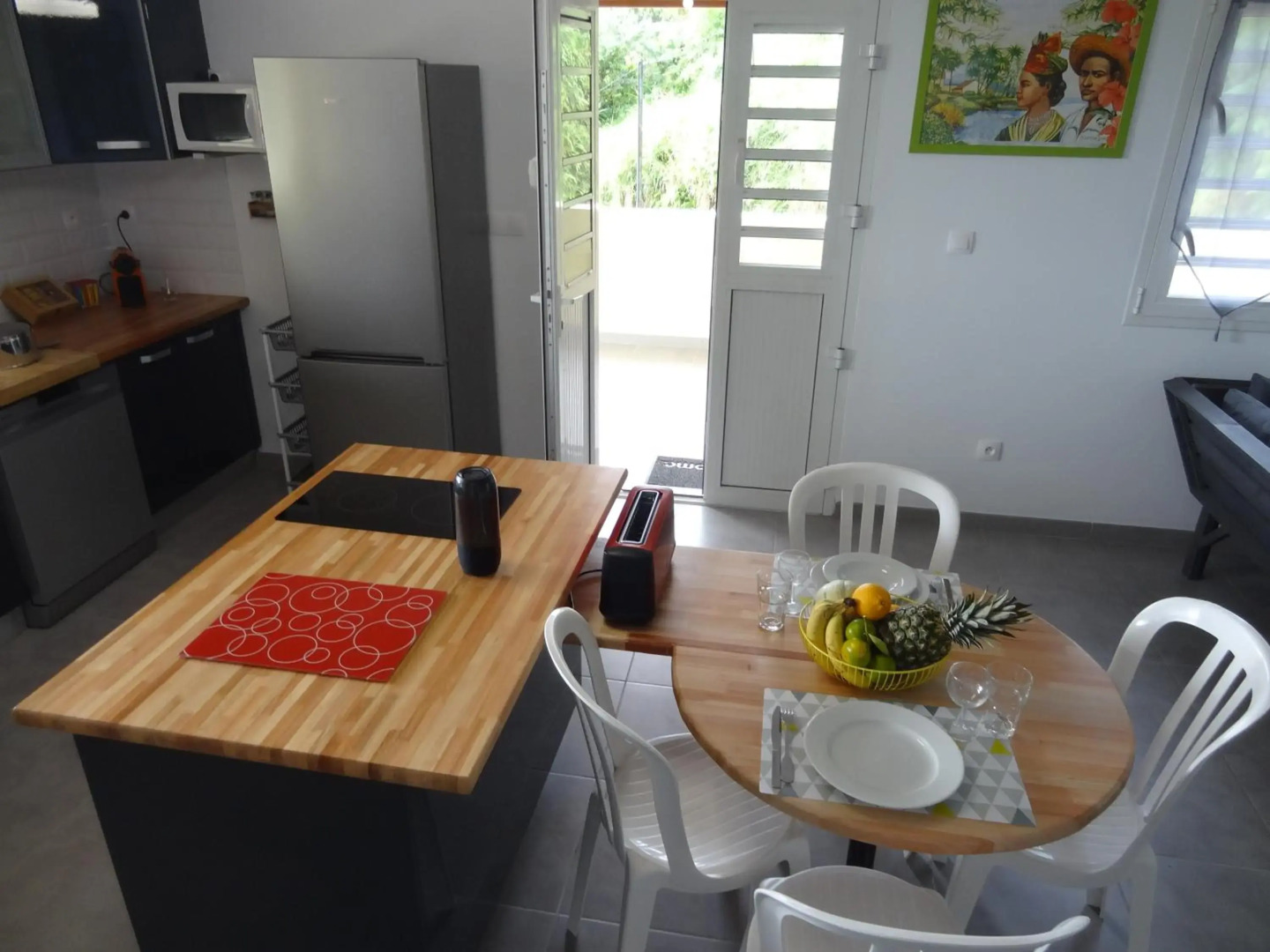 Haut de villa dans son écrin de verdure