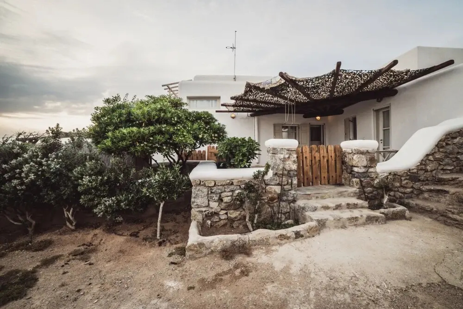 Ftelia di Mare Beachfront