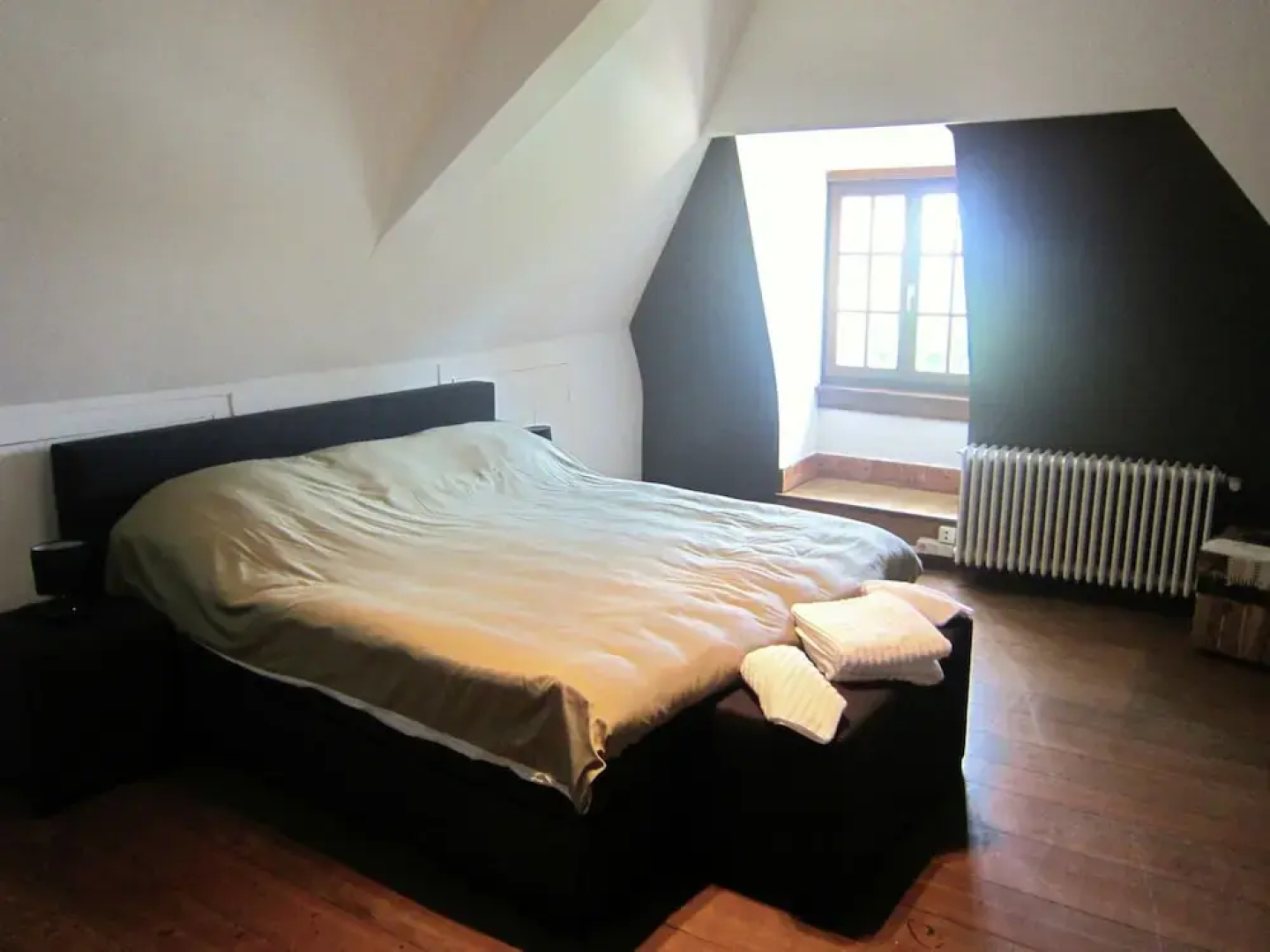 Luxury Castle, Basse-bodeux
