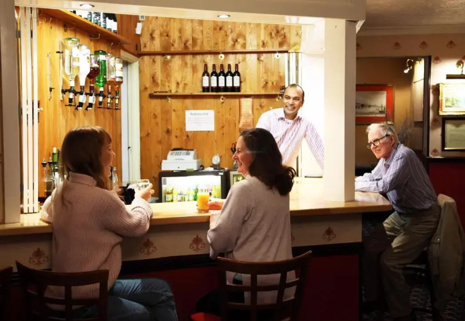 Columbia Hotel & Restaurant