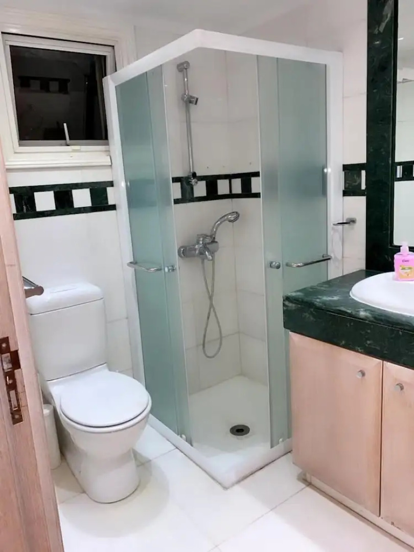 Larnaca Seaview Rooms