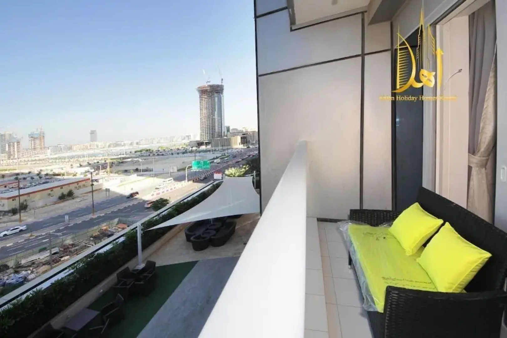 Luxurious 2 BR Damac Height Dubai Marina