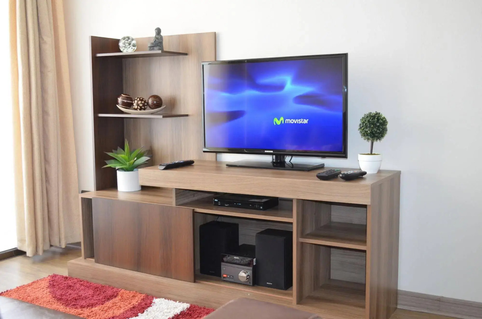 Plaza San Isidro Apartments