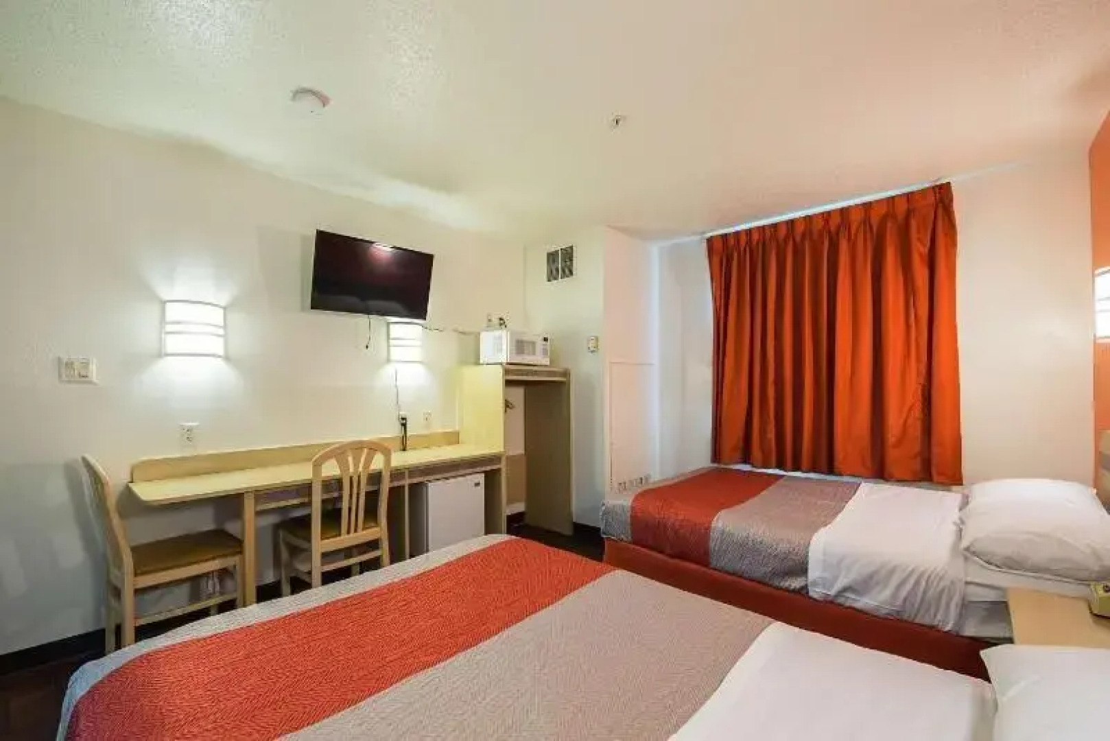 Vista Inn & Suites Pigeon Forge