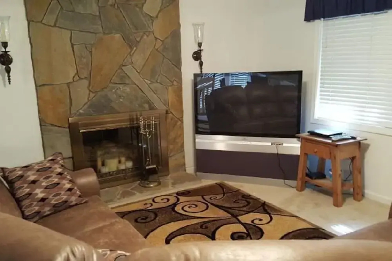 Vacation Homes by Rumbling Bald Resort