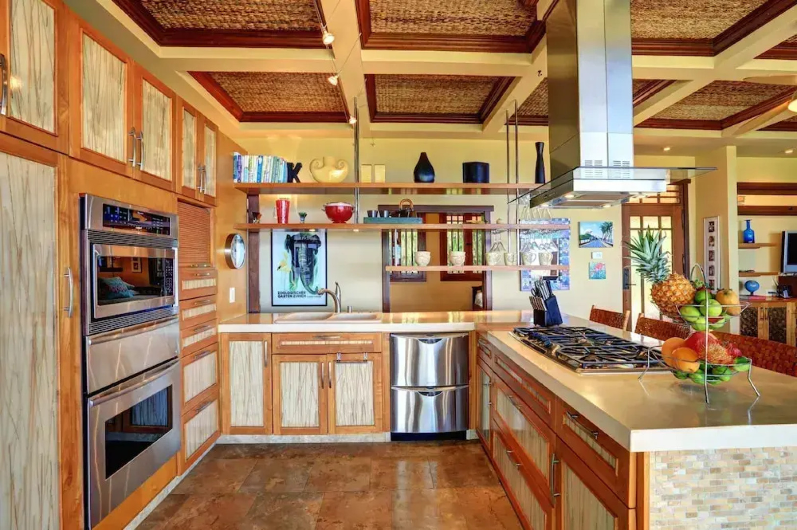 Aloha Spirit Maui 2 Bedroom Home by RedAwning