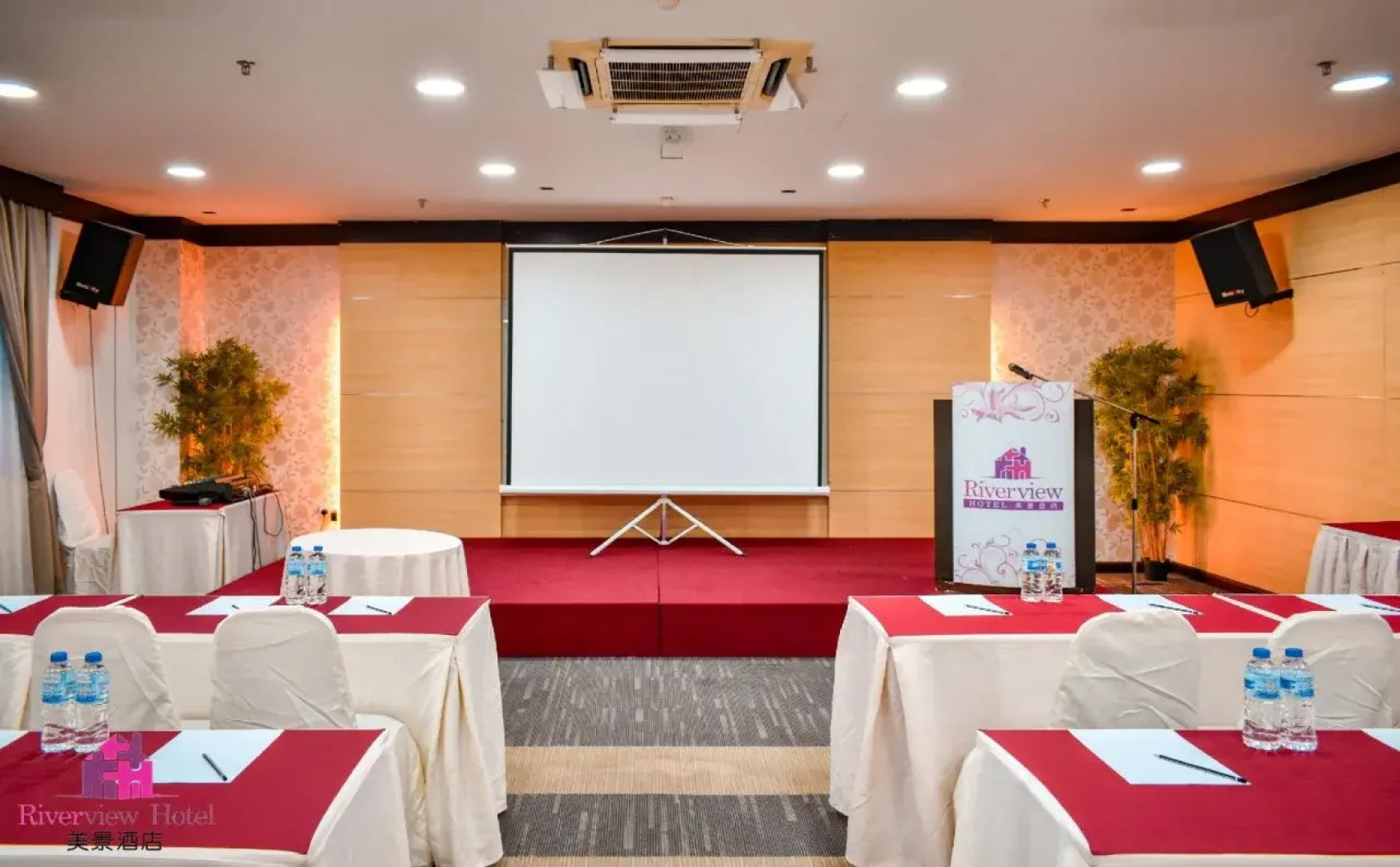 Riverview Hotel Muar