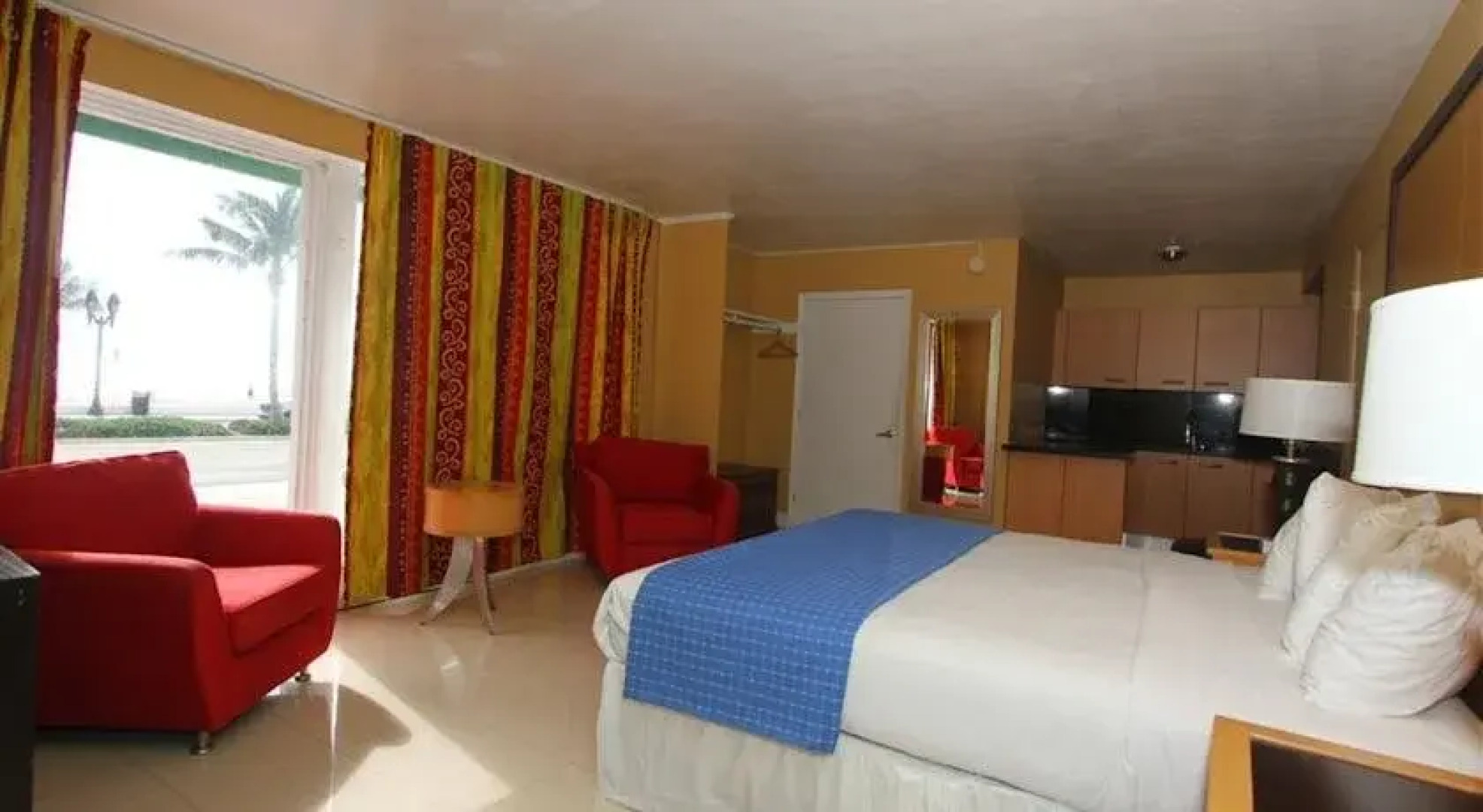 Tropic Cay Beach Hotel