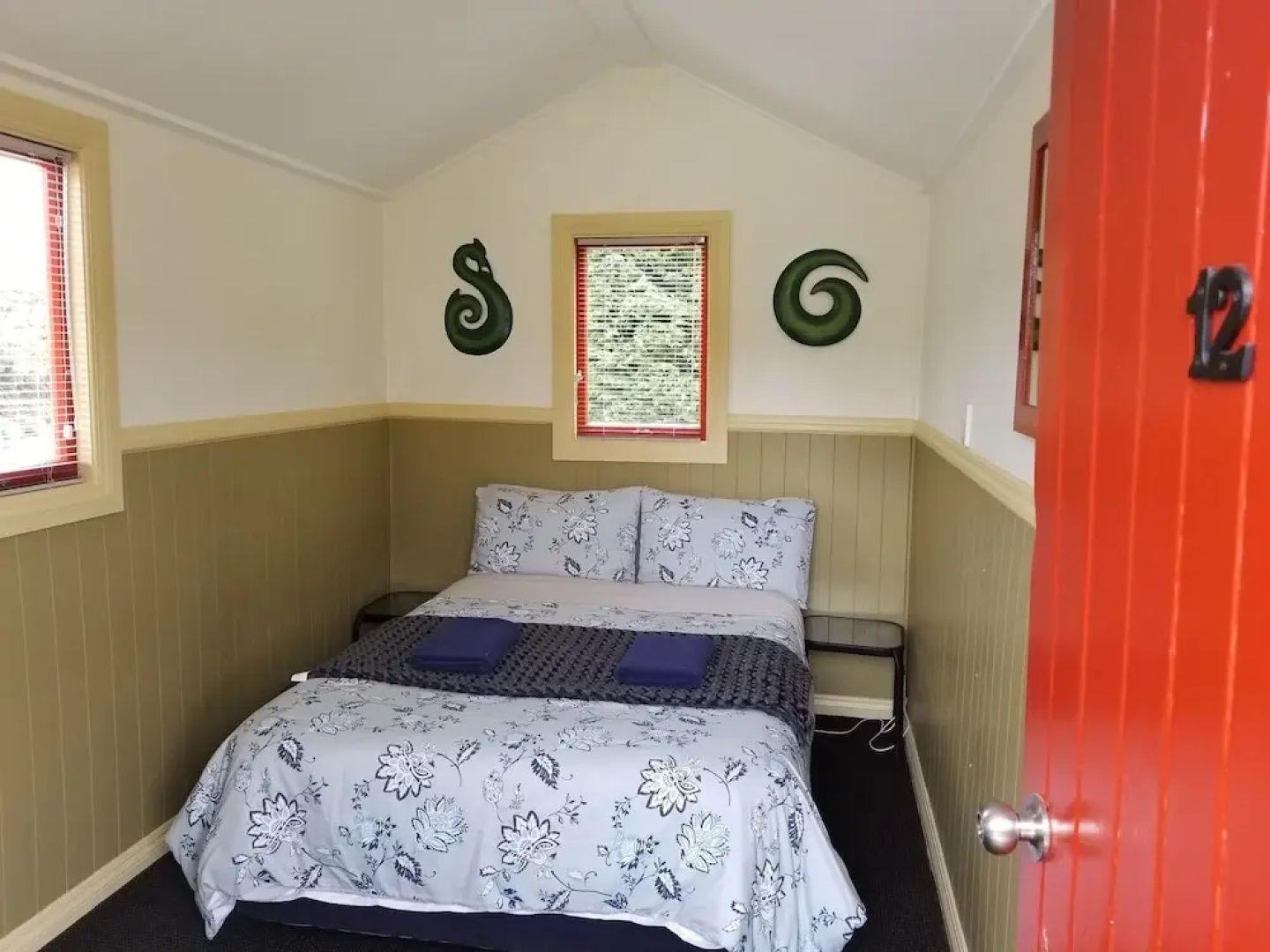 Whistling Frog Cafe & Accommodation