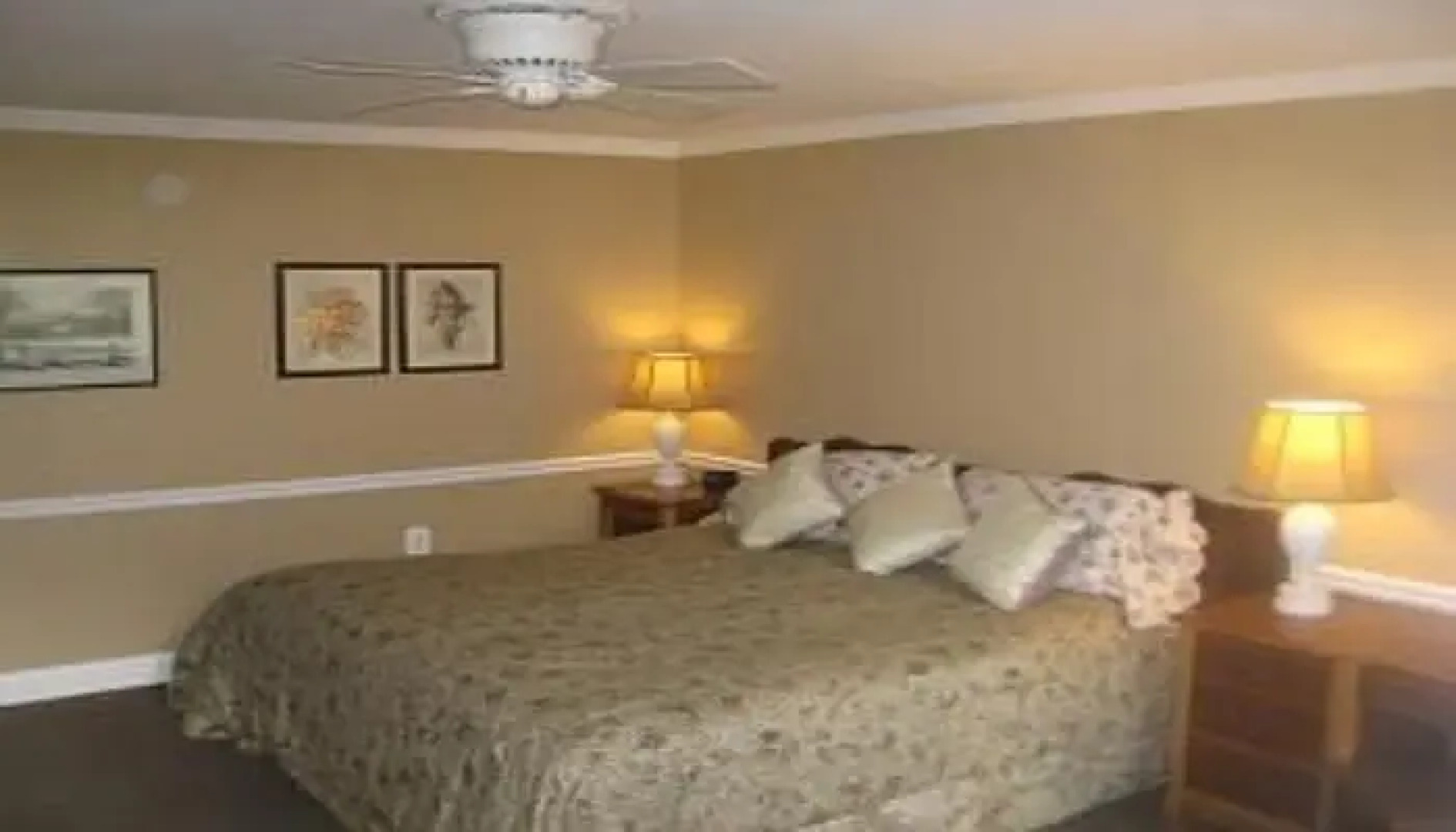 Antons on The Lake Country Inn and Marina