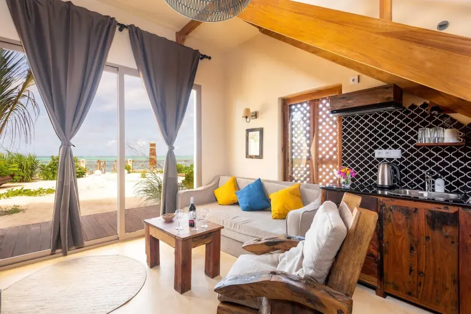 Clove Island Villas & Spa