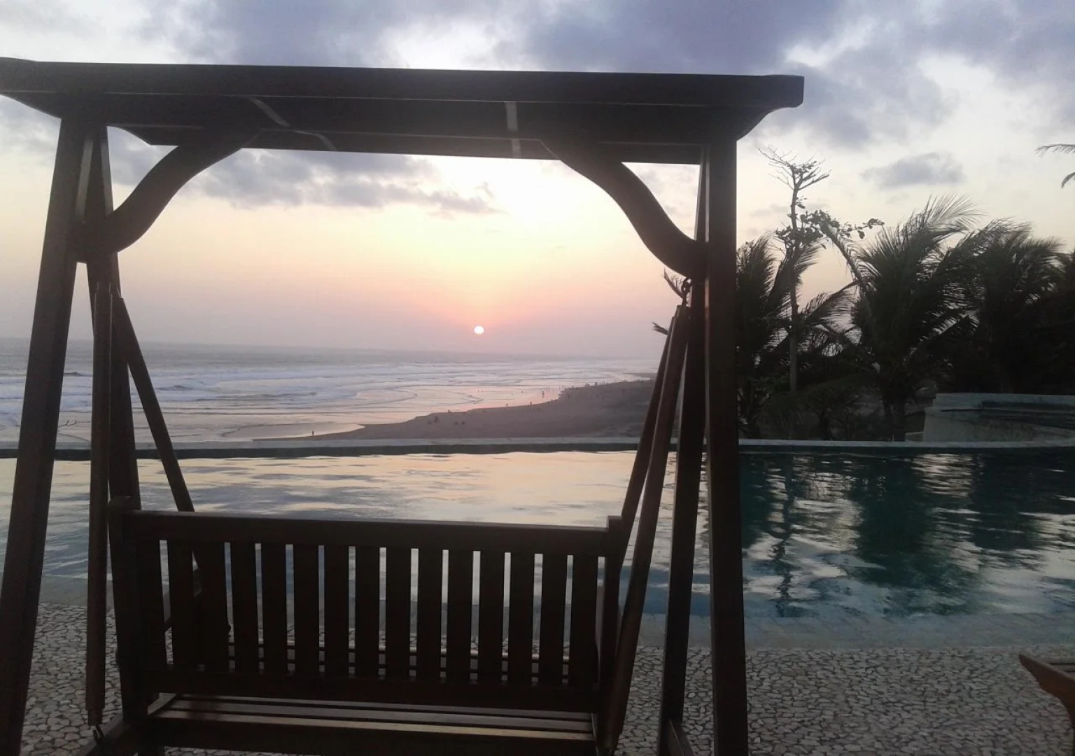 Queen of The South Resort