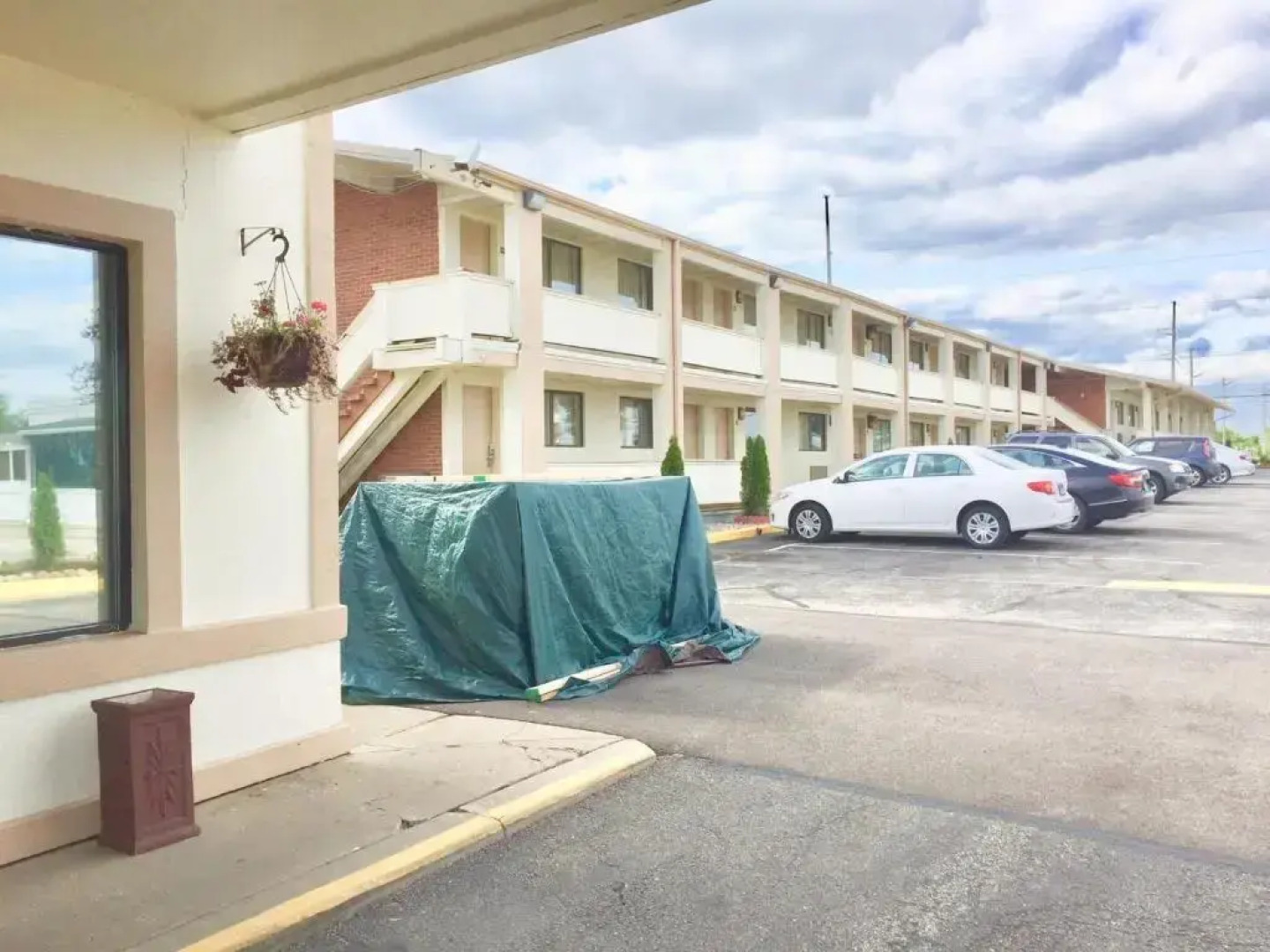 Red Carpet Inn Great Lakes