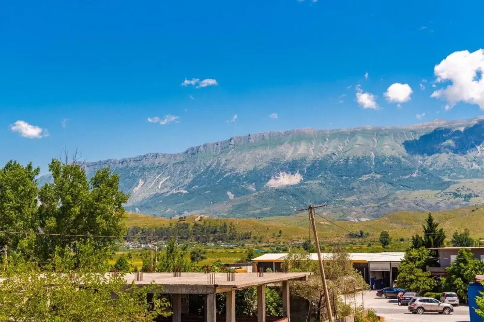 Bliss Triple Room in Gjirokast r