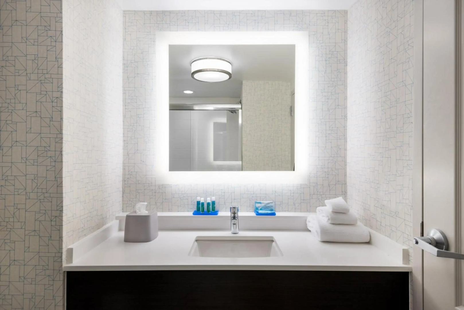 Holiday Inn Express & Suites Florence I-95 & I-20 Civic Ctr by IHG