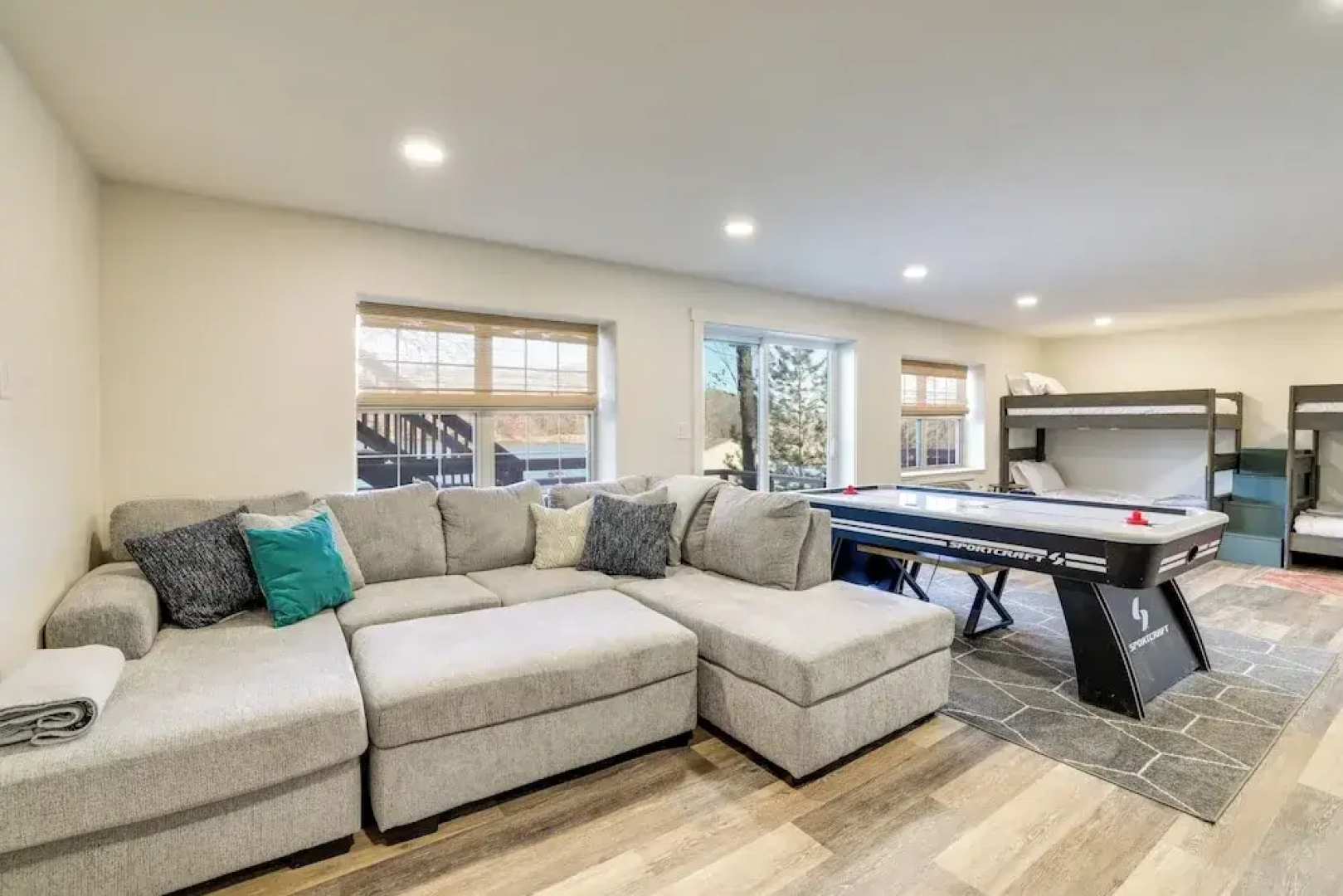 Lakefront Retreat w/ Game Room in Bella Vista!