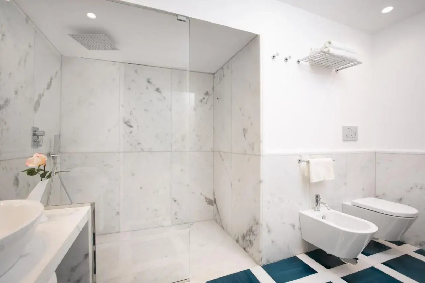 Quattro Passi Relais