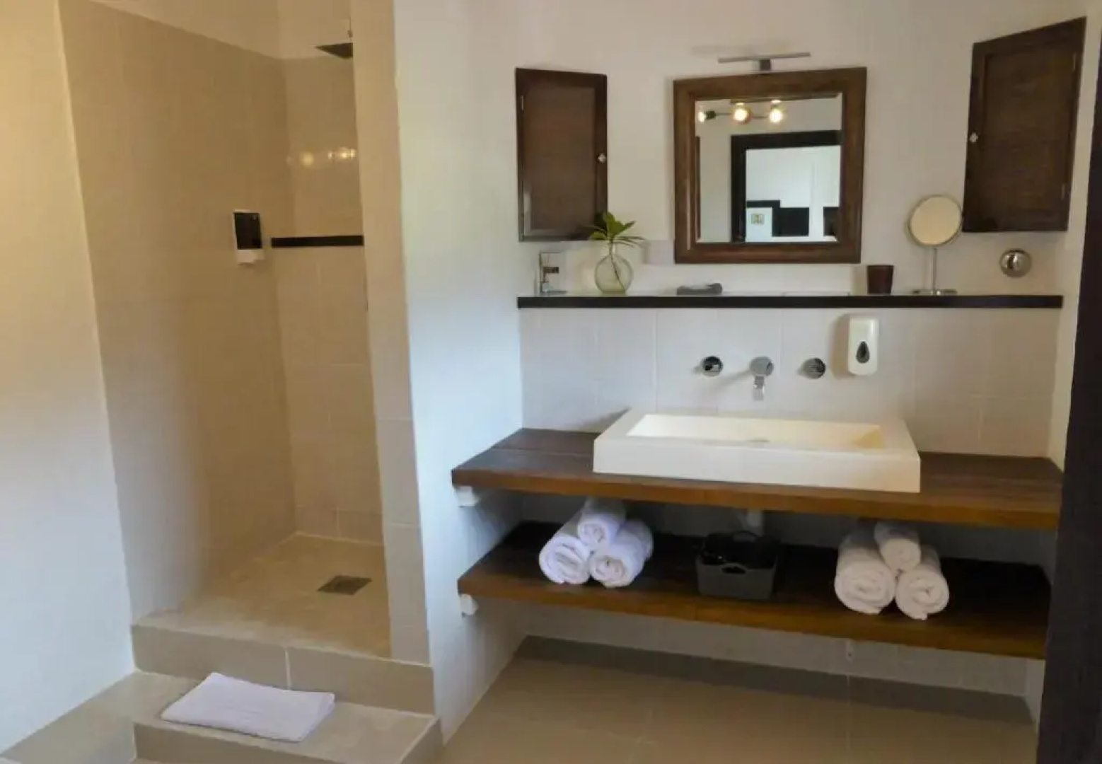 Marigot Palms Luxury Caribbean Apartment Suites