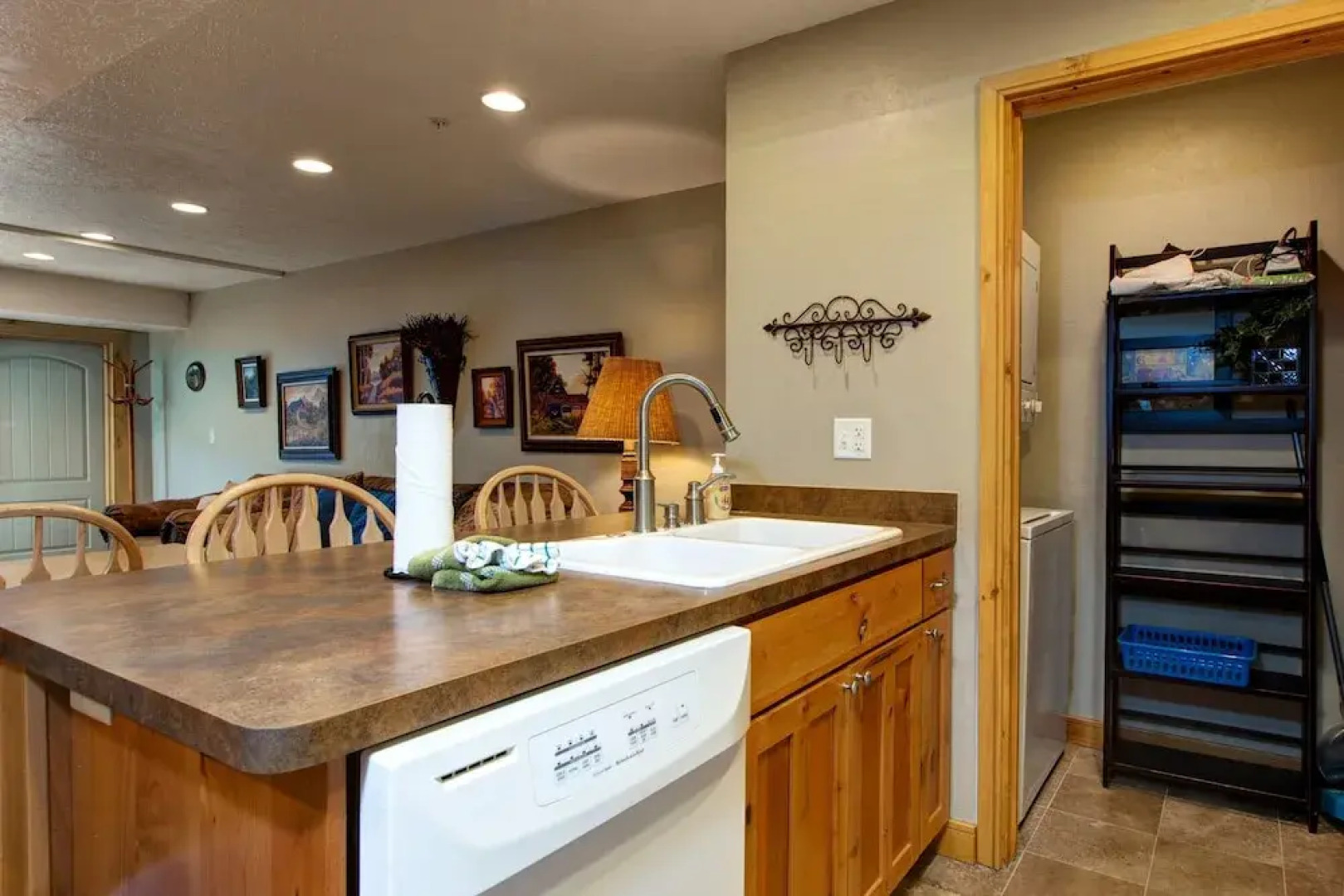 2BR Empire House Condo by RedAwning