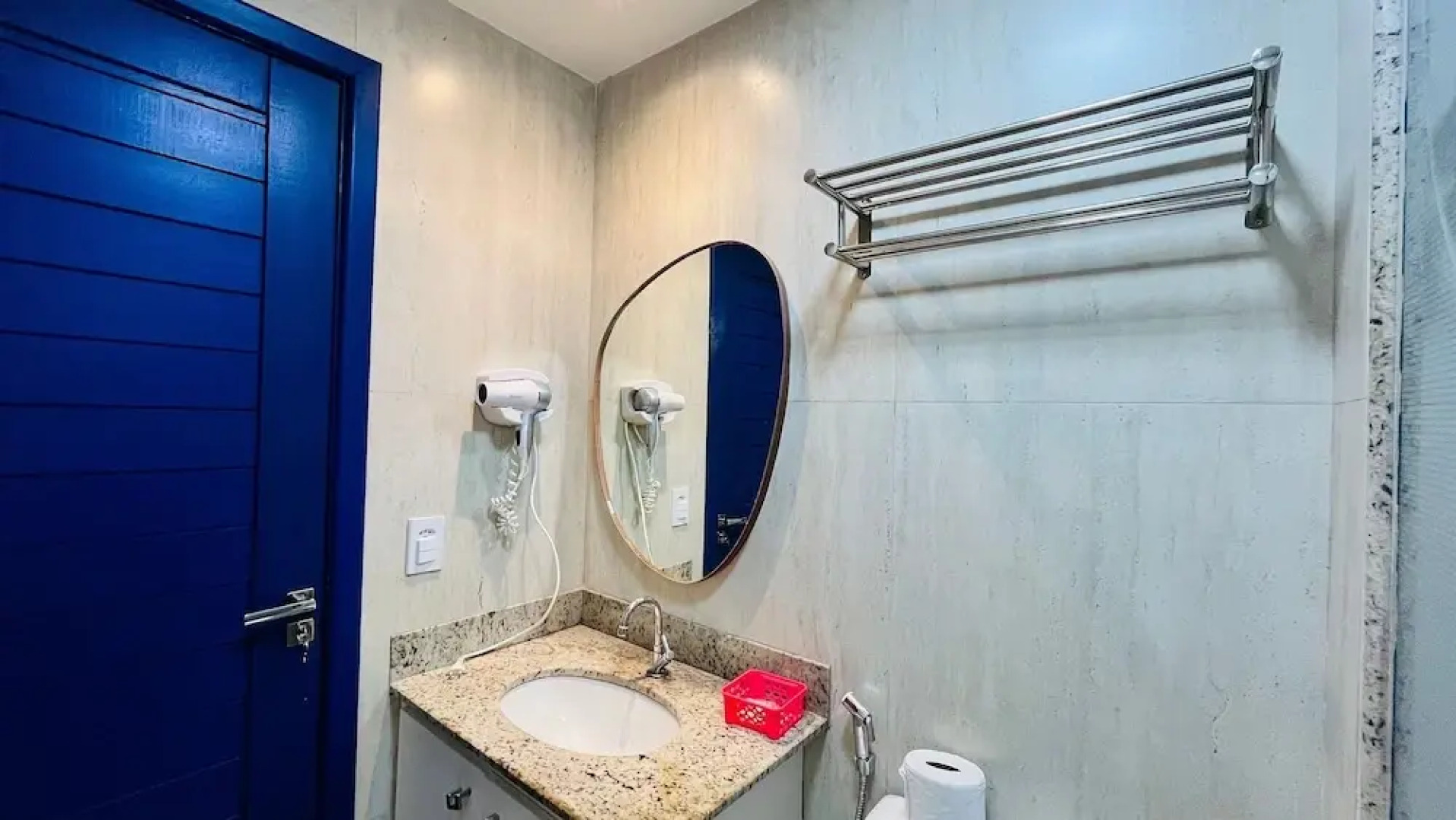 Ed. Crystal Residence